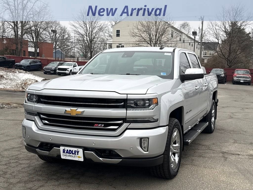 2018 Chevrolet Silverado 1500 Truck Crew Cab 