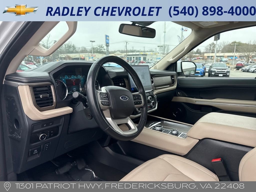 Used 2024 Ford Expedition Limited SUV