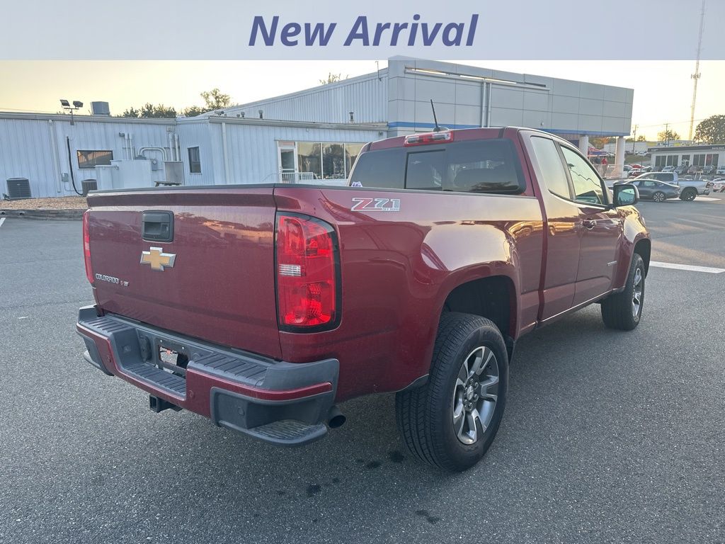 2019 Chevrolet Colorado Z71 photo 3