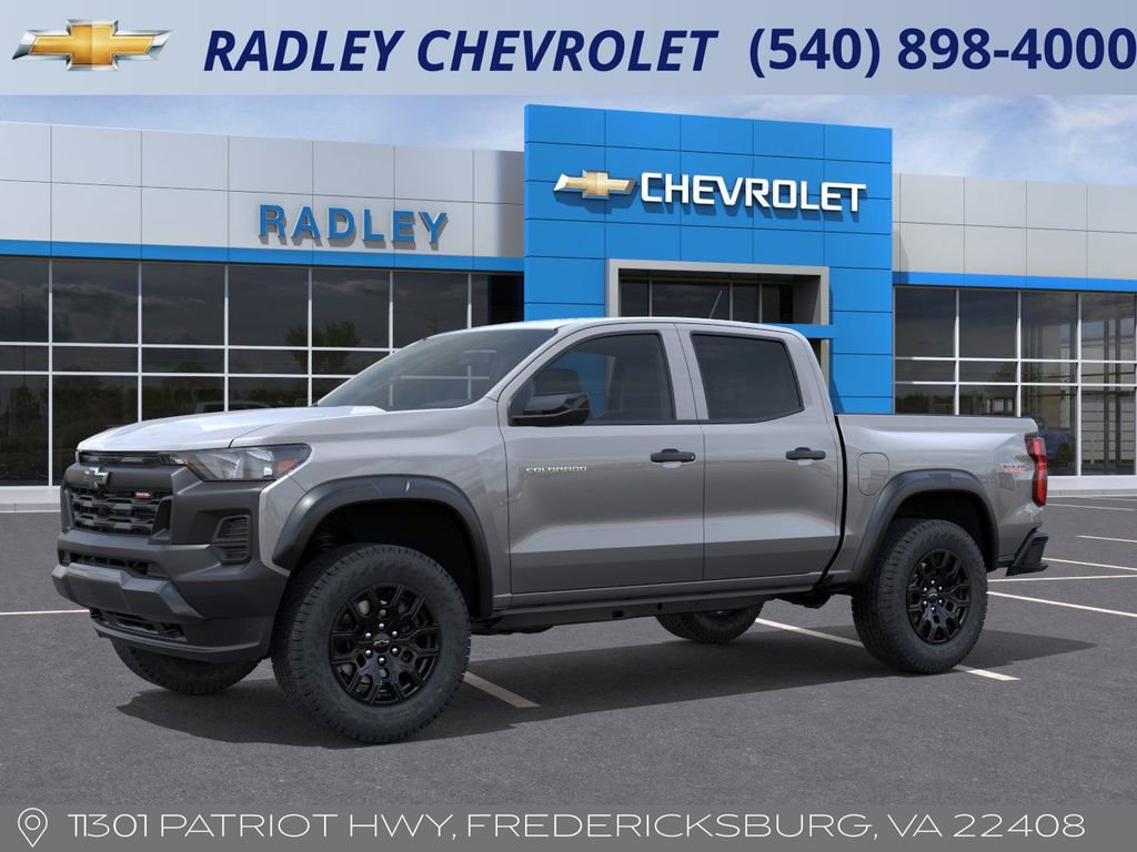 2026 Chevrolet Colorado Trail Boss photo 2