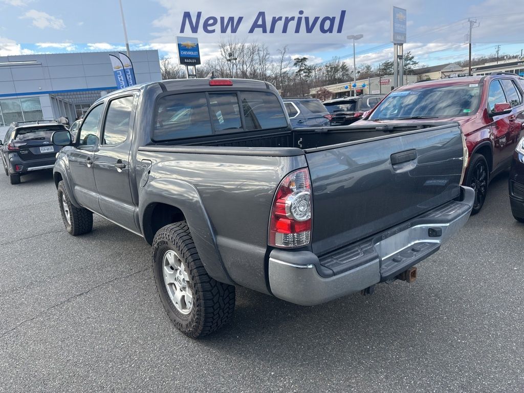 2015 Toyota Tacoma Base photo 4