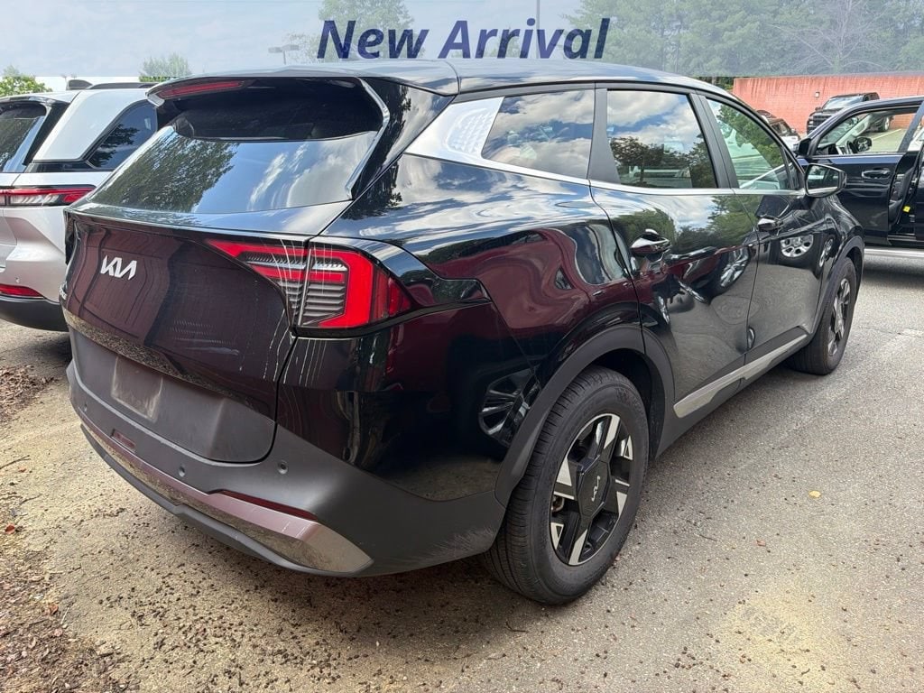 2026 Kia Sportage LX - Photo 4
