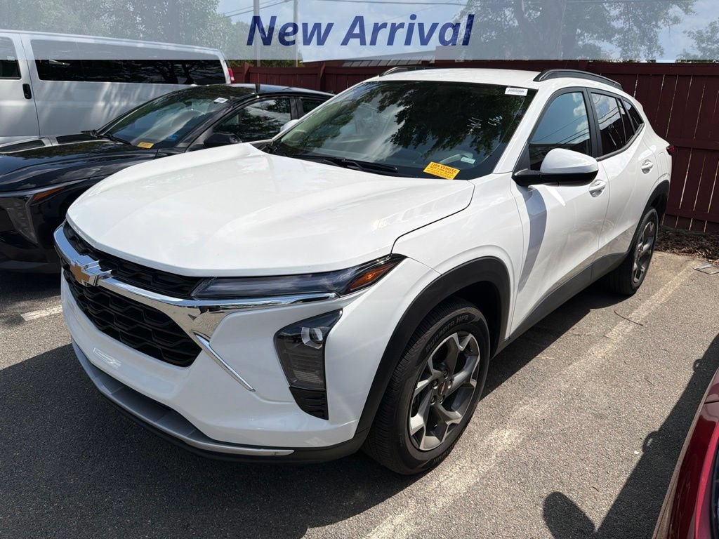 2026 Chevrolet Trax LT's photo