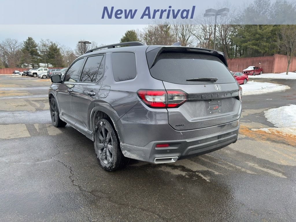 Used 2025 Honda Pilot Black Edition SUV