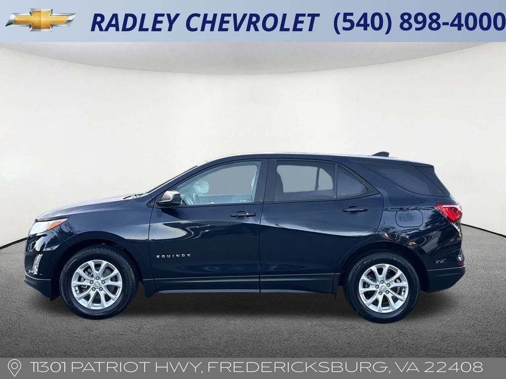 2021 Chevrolet Equinox LS photo 2