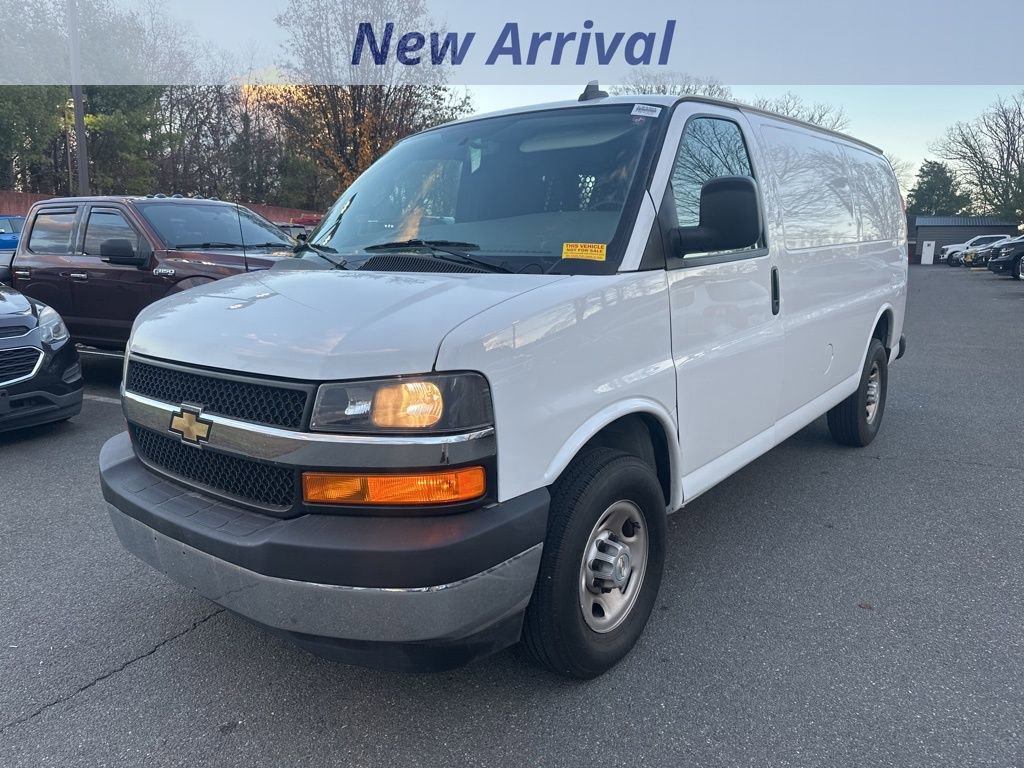 2023 Chevrolet Express Cargo Work Van's photo