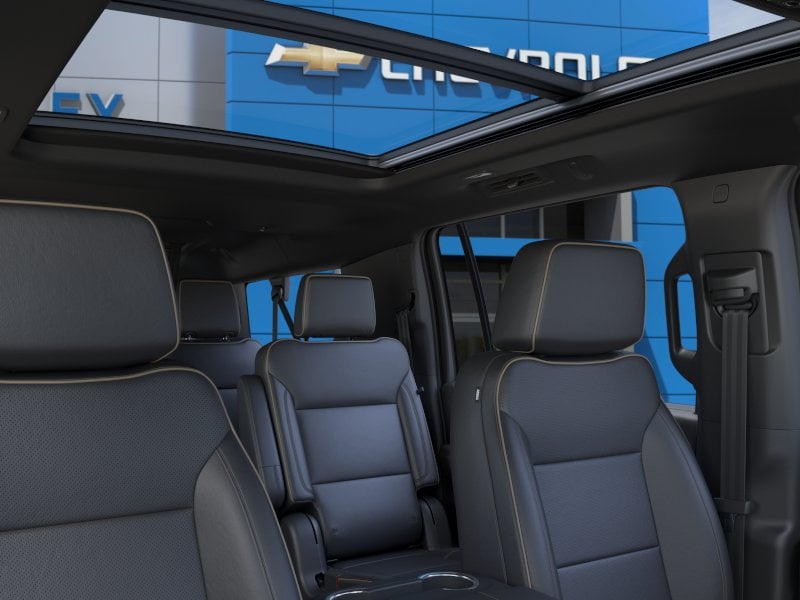 2027 Chevrolet Suburban Premier - Photo 24
