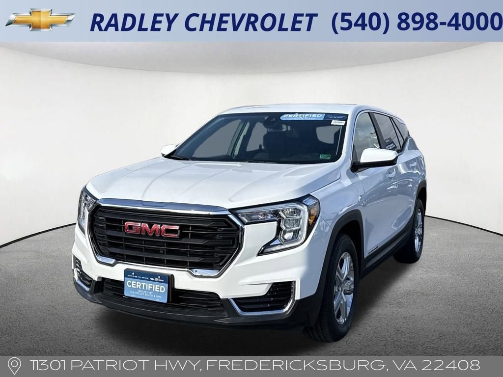 2024 GMC Terrain SLE's photo