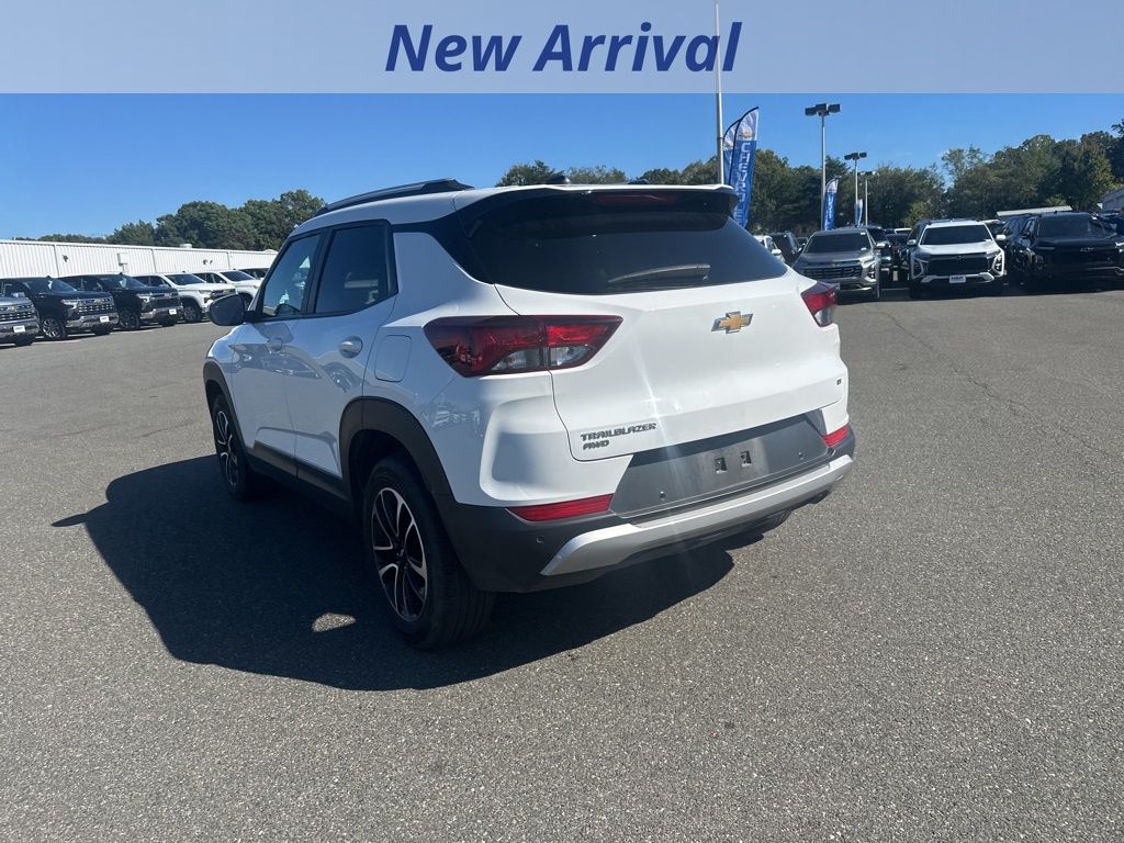 2024 Chevrolet Trailblazer LT photo 4
