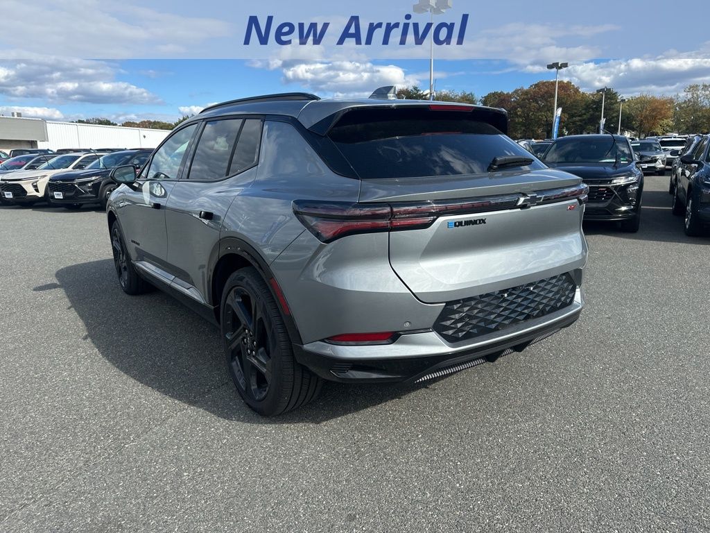 2025 Chevrolet Equinox EV 3RS photo 3