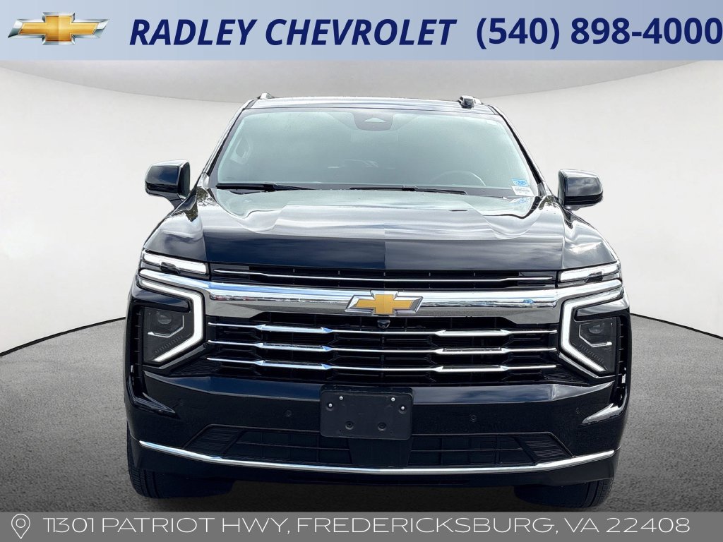 2025 Chevrolet Suburban LT - Photo 23