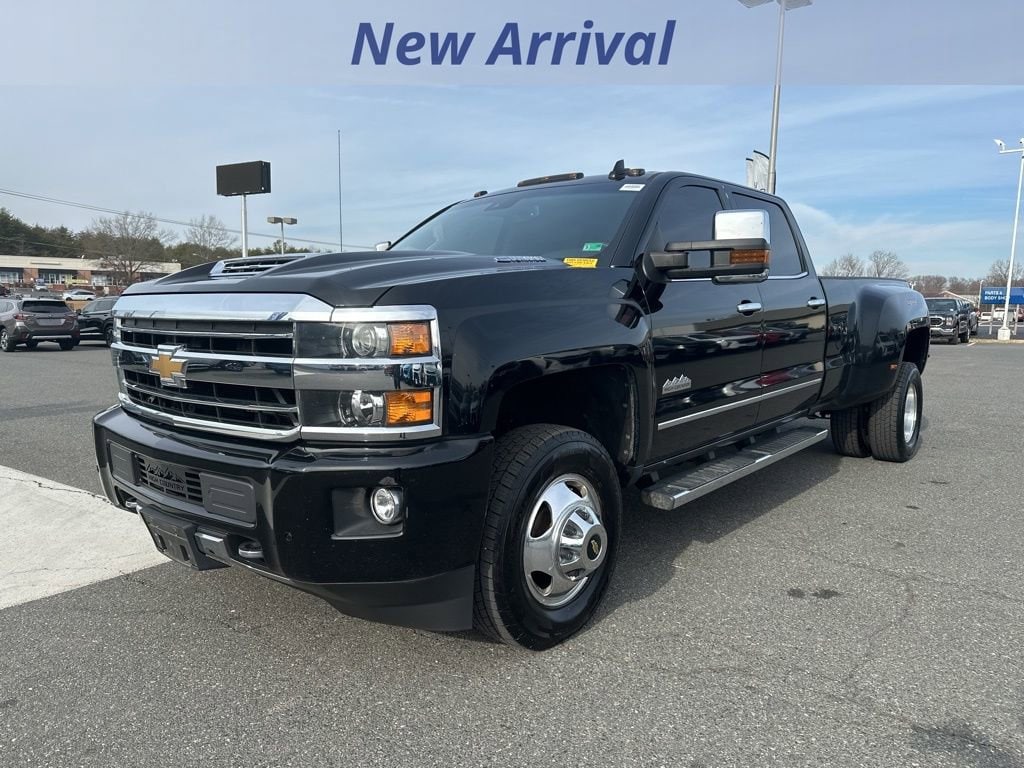 2019 Chevrolet Silverado 3500HD High Country Crew Cab 4WD