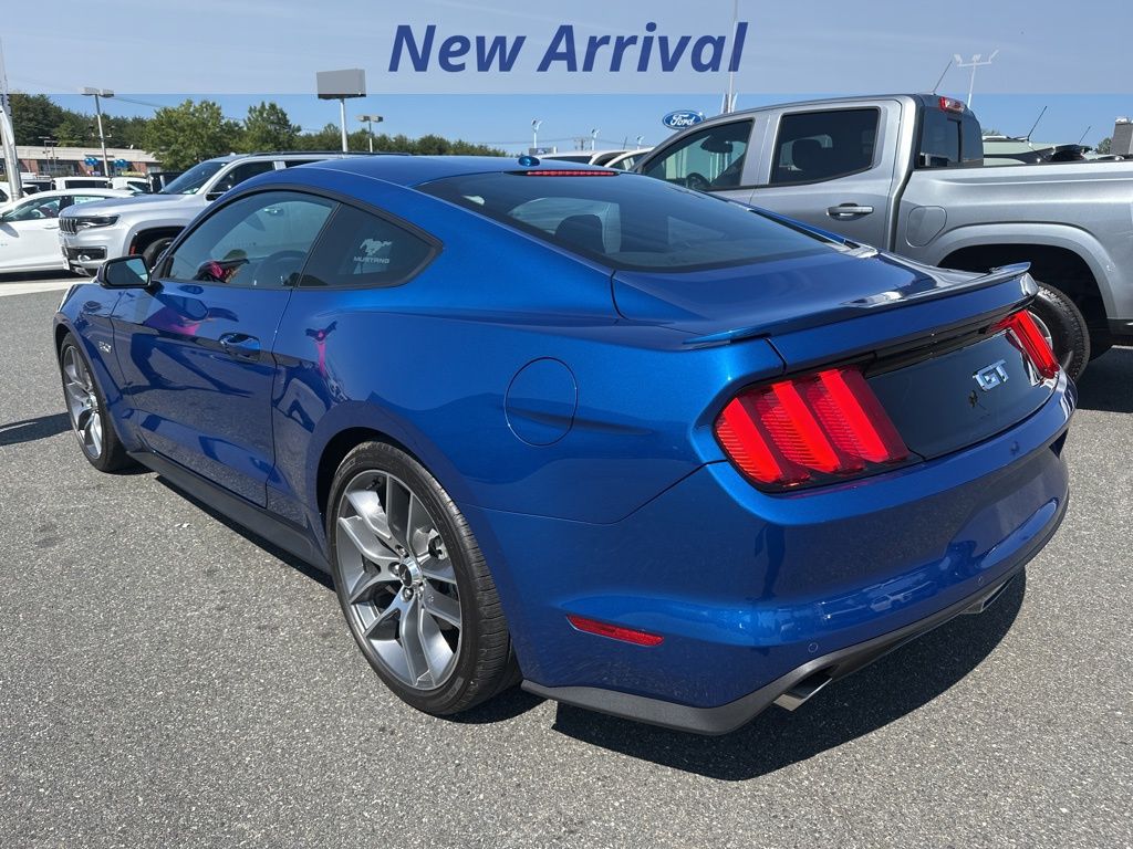 2017 Ford Mustang GT Premium photo 4