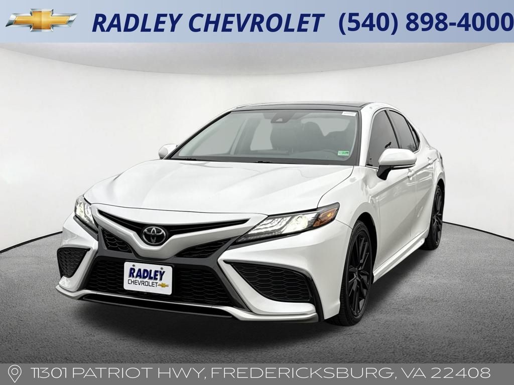 2023 Toyota Camry XSE's photo