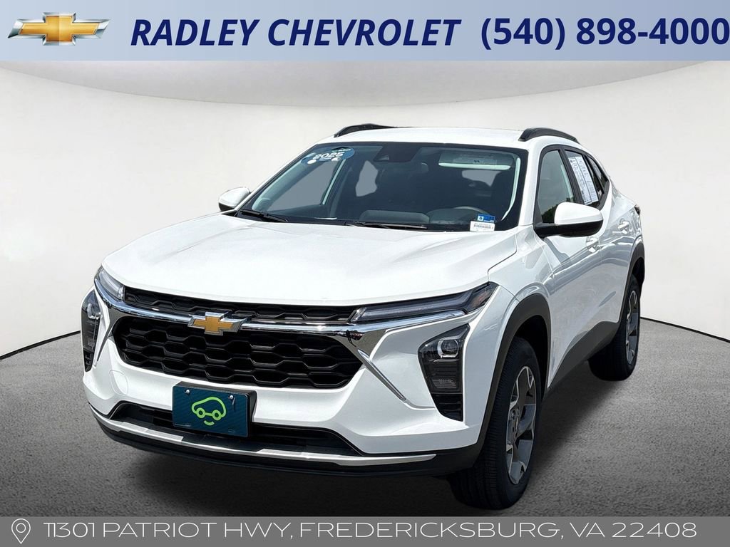 Summit White 2025 Chevrolet Trax LT FWD SUV / Crossover Front-Wheel Drive 6-Speed Automatic