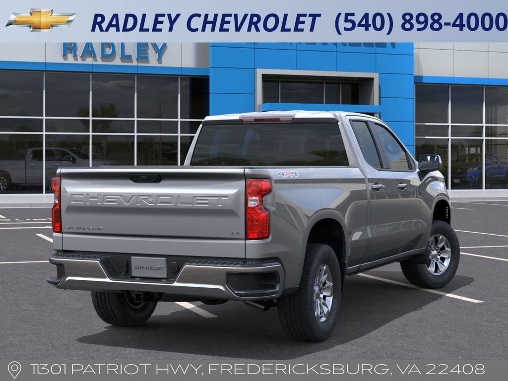 2026 Chevrolet Silverado 1500 LT photo 3