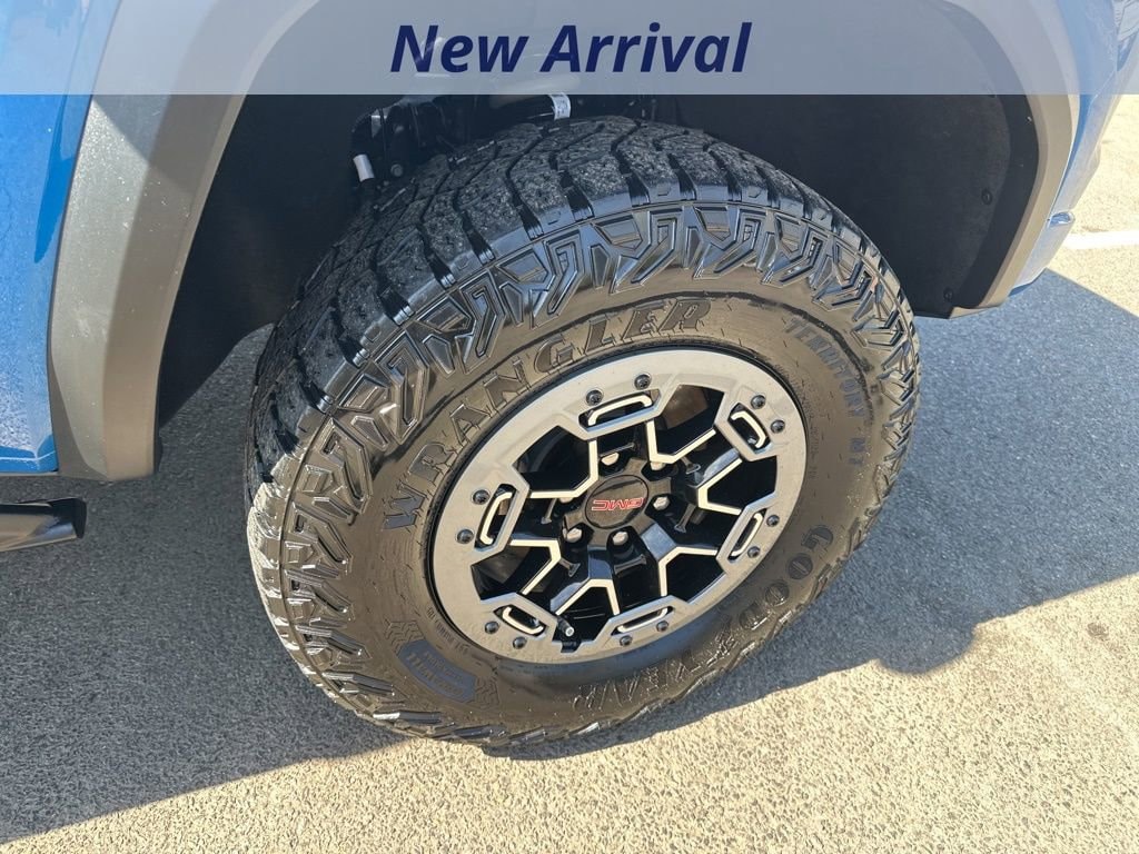 Used 2023 GMC Canyon AT4X Truck Crew Cab