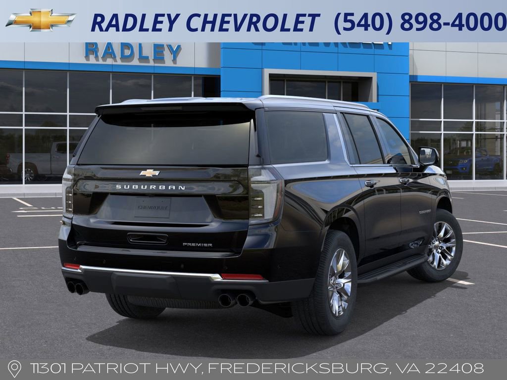 2025 Chevrolet Suburban Premier photo 4