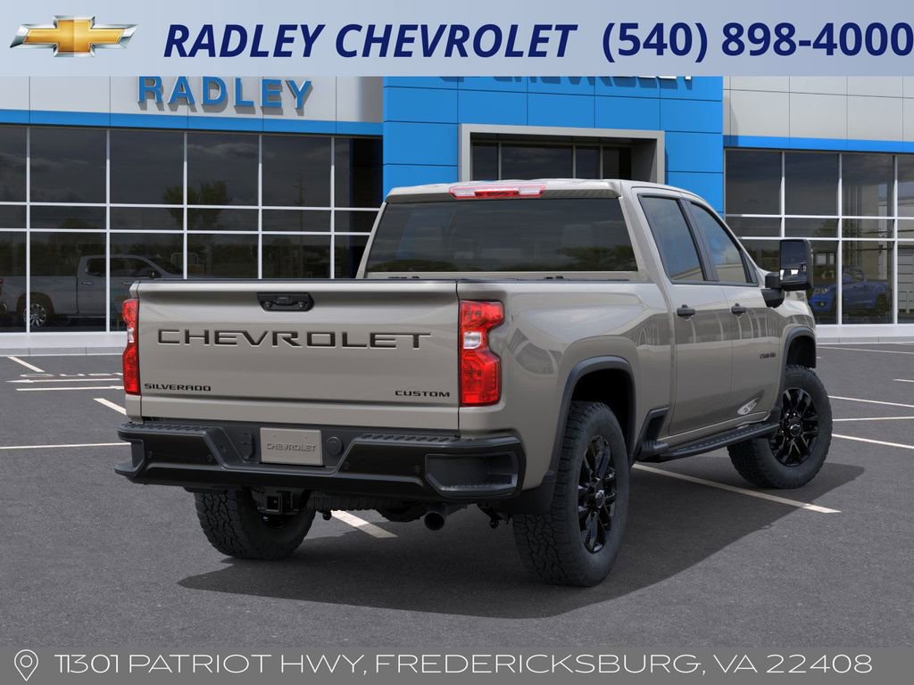 2026 Chevrolet Silverado 2500HD Custom photo 4