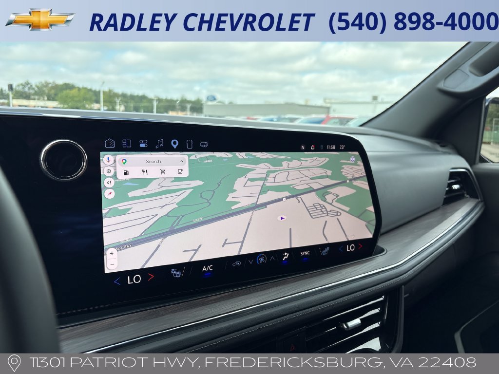2025 Chevrolet Suburban LT - Photo 9