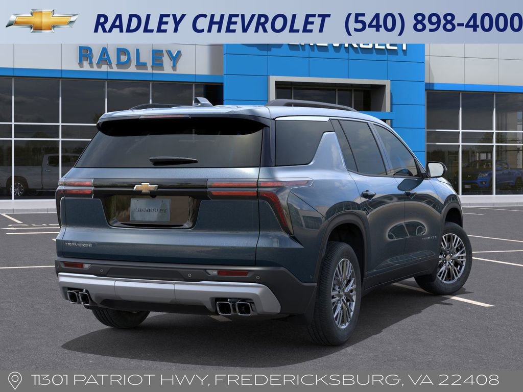 2026 Chevrolet Traverse photo 2