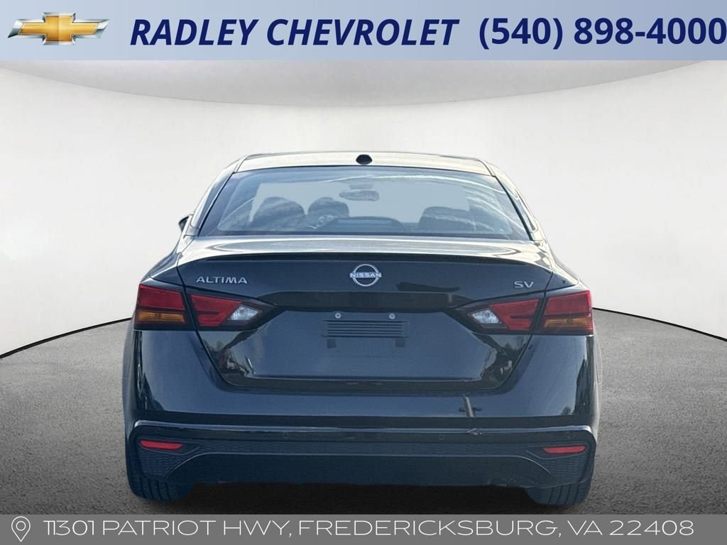 Used 2023 Nissan Altima 2.5 SV Sedan