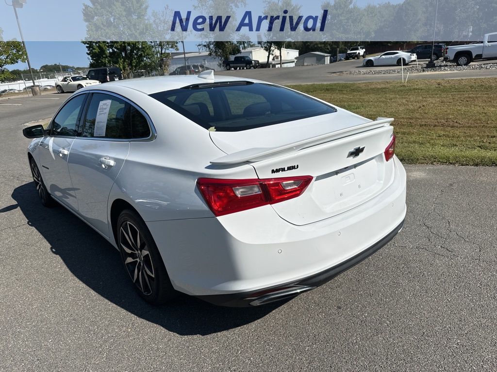 2024 Chevrolet Malibu RS photo 4