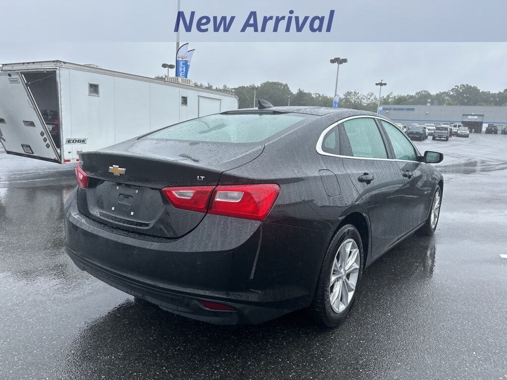 Certified 2024 Chevrolet Malibu LT 1LT W/ Panoramic Sunroof Sedan
