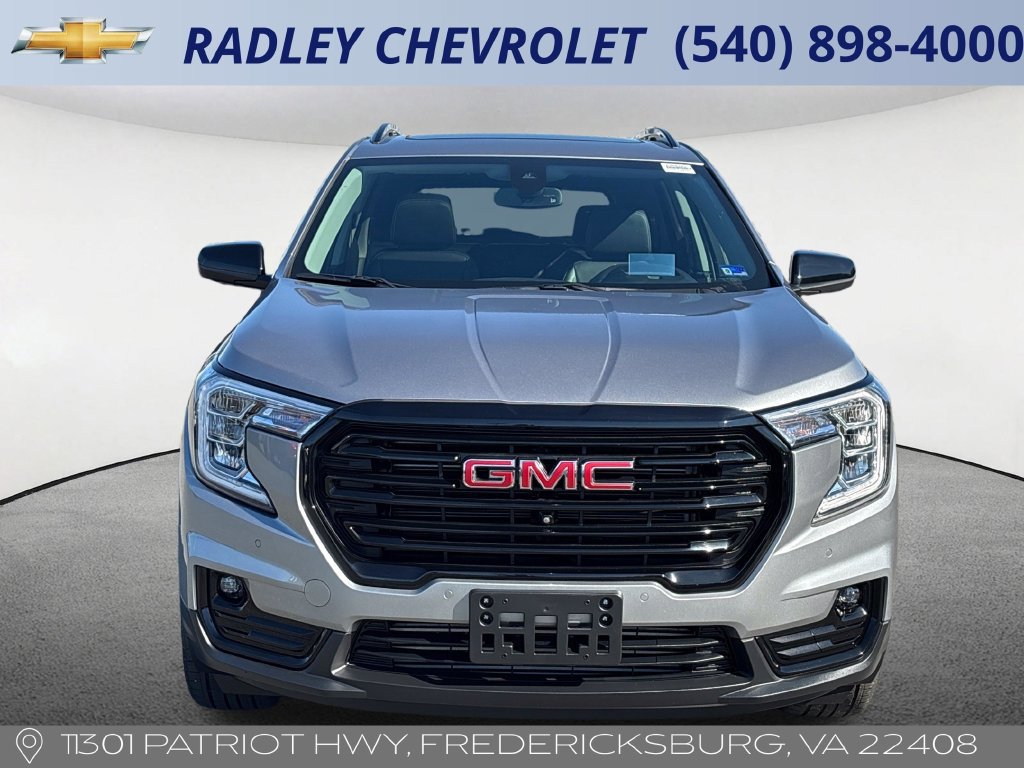 2023 GMC Terrain SLT - Photo 23