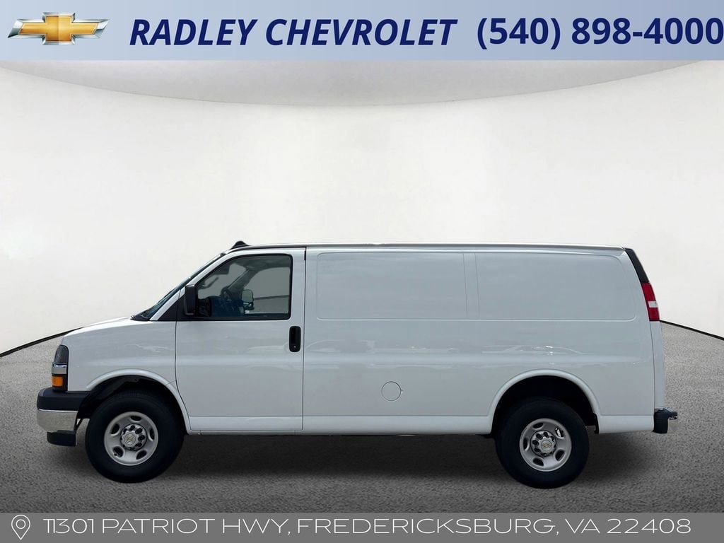 2024 Chevrolet Express Cargo Work Van - Photo 12