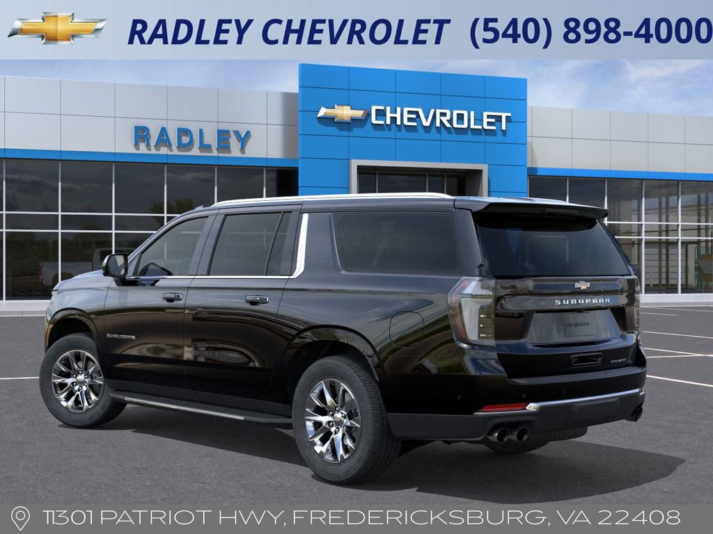2025 Chevrolet Suburban Premier photo 3