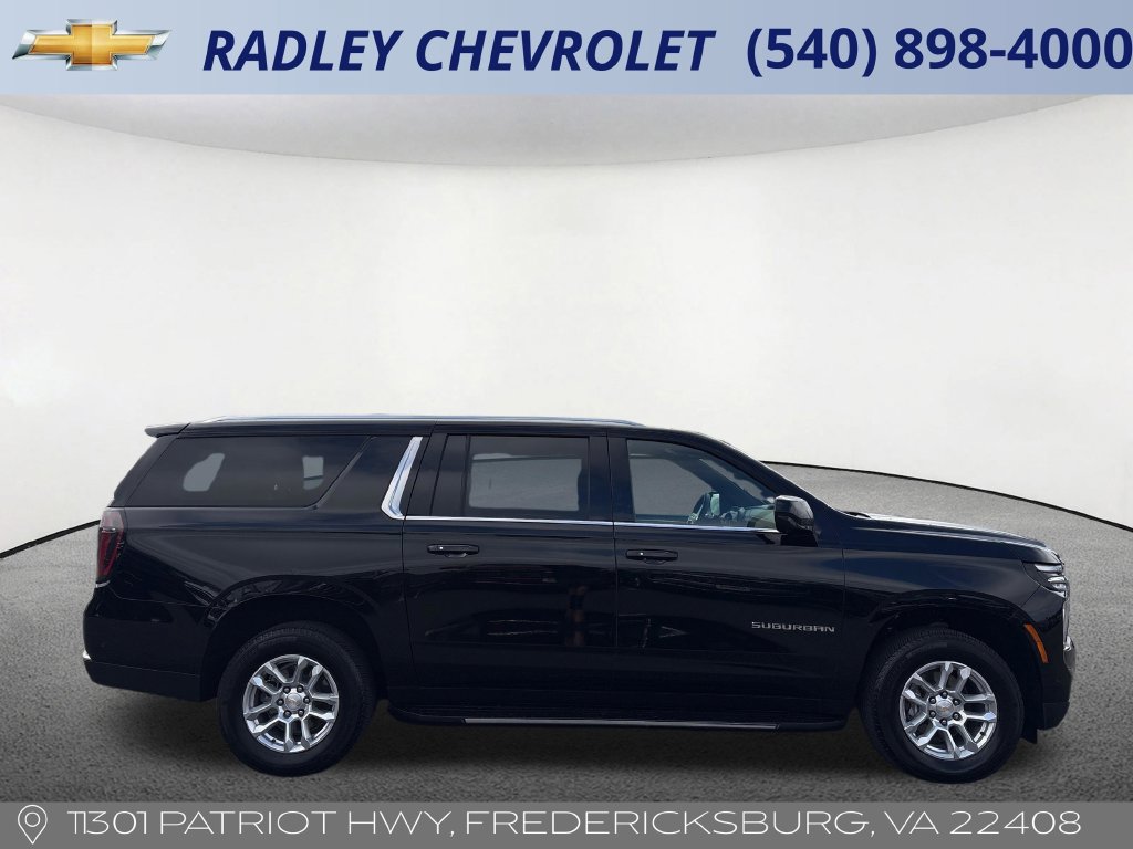 2025 Chevrolet Suburban LT - Photo 21