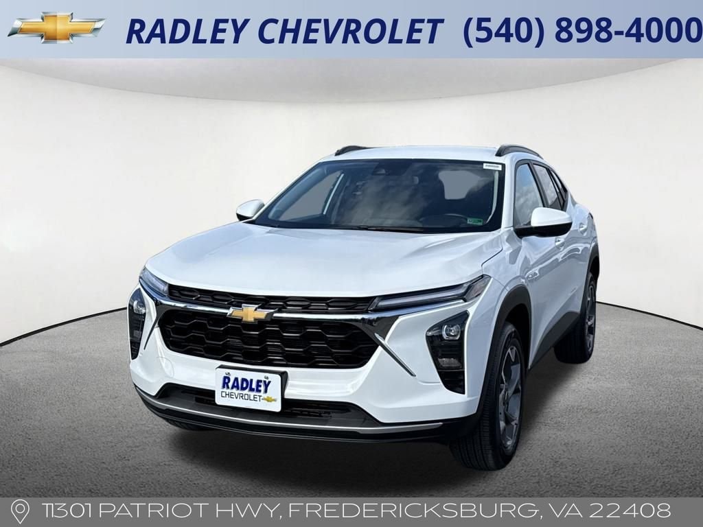 2025 Chevrolet Trax LT's photo