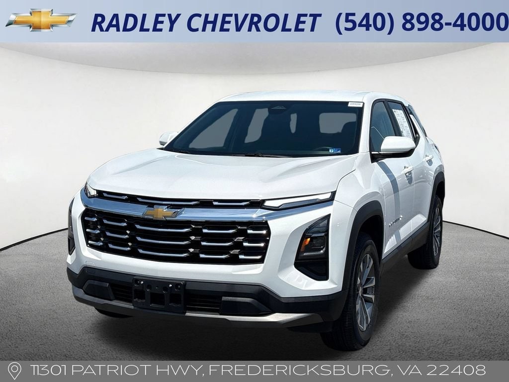 Summit White 2026 Chevrolet Equinox SUV / Crossover Four-Wheel Drive 8-Speed Automatic