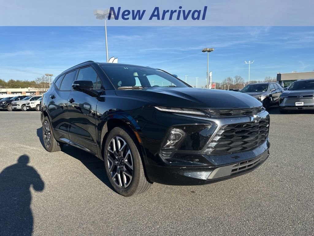 Used 2025 Chevrolet Blazer RS SUV