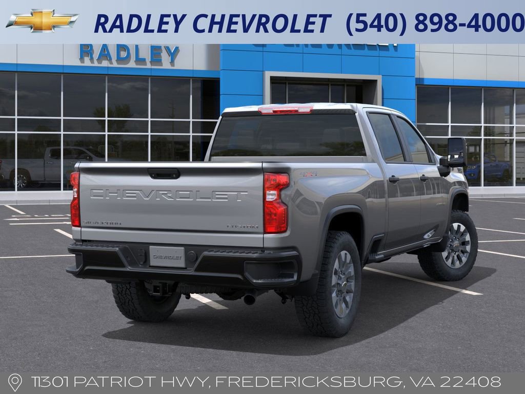 2026 Chevrolet Silverado 2500HD Custom photo 4