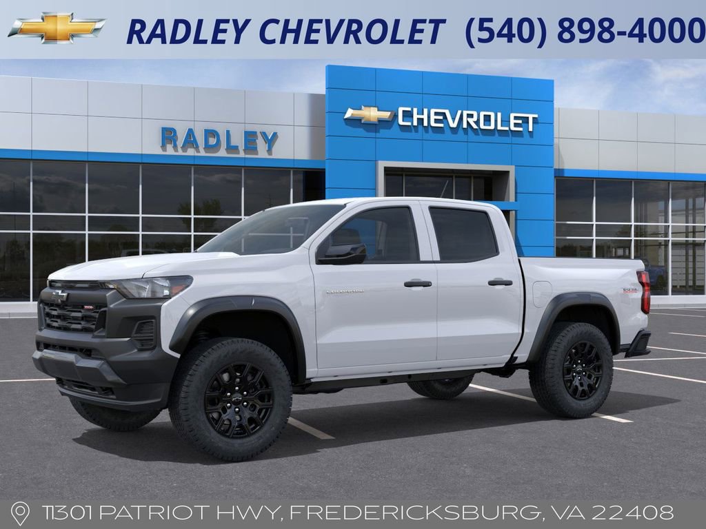 2026 Chevrolet Colorado Trail Boss photo 2
