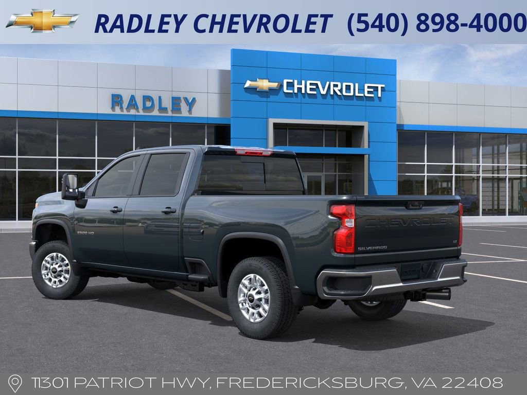 2025 Chevrolet Silverado 2500HD LT photo 3