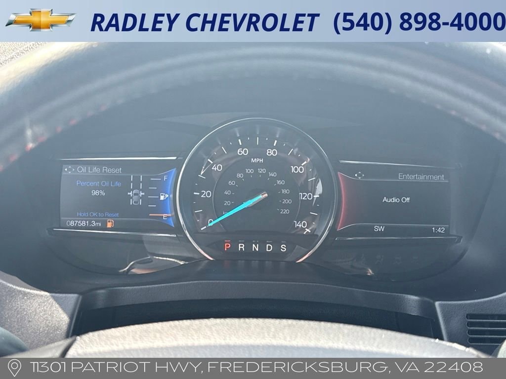 View vehicle photo 7