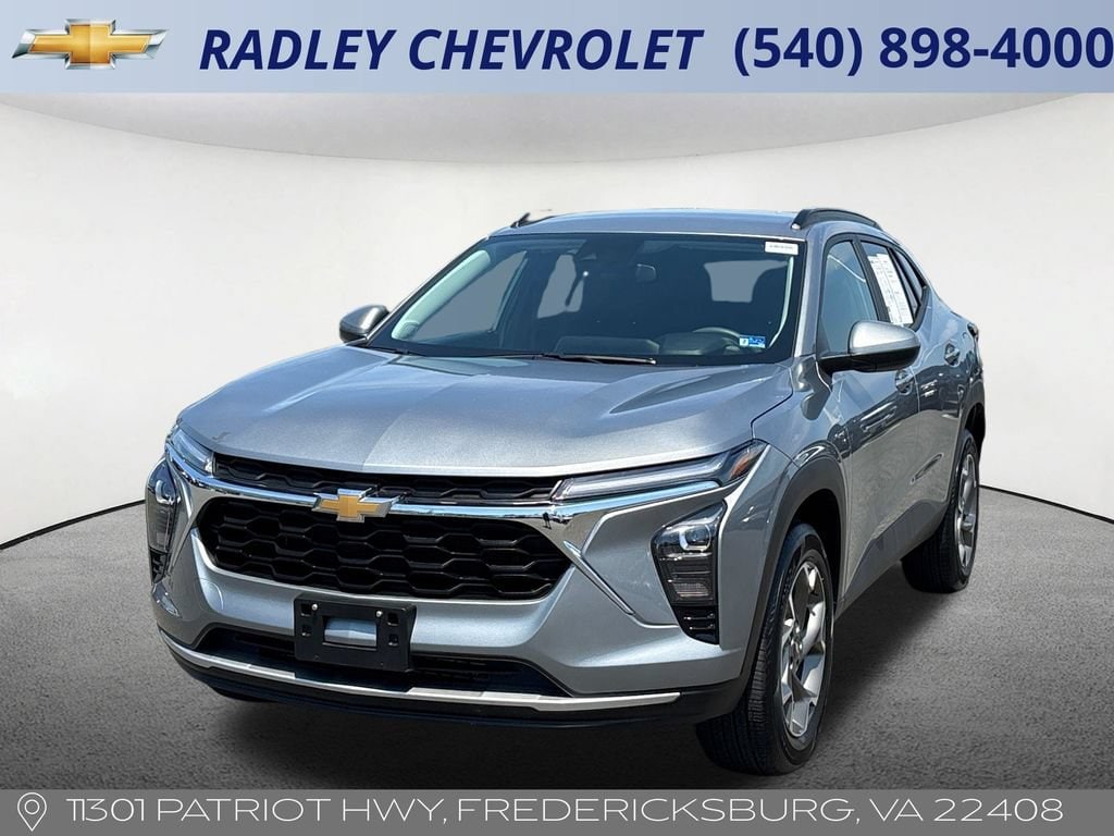 Sterling Gray Metallic 2026 Chevrolet Trax SUV / Crossover Front-Wheel Drive 6-Speed Automatic