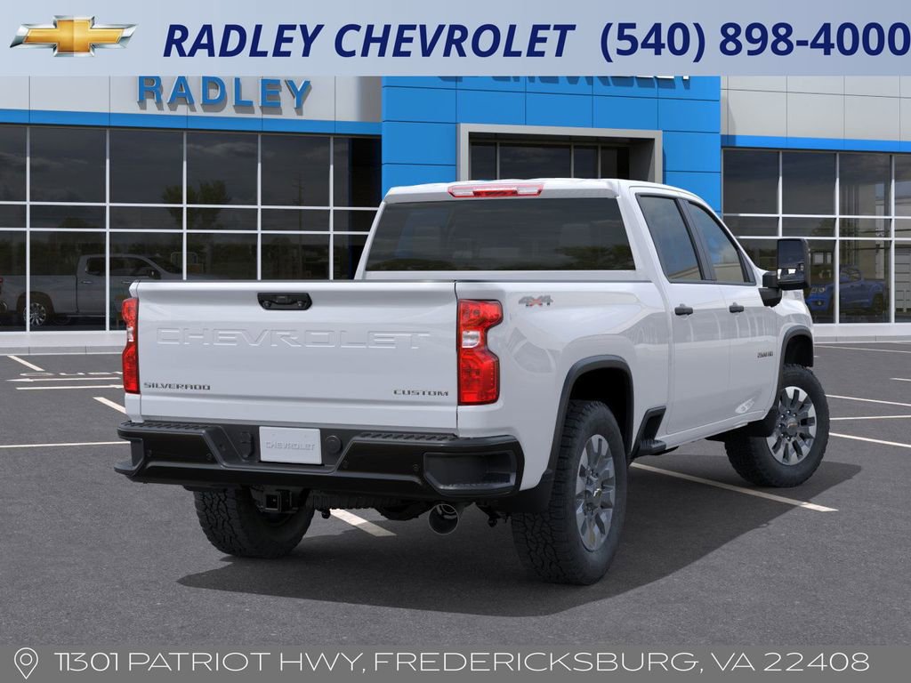 2026 Chevrolet Silverado 2500HD Custom photo 4