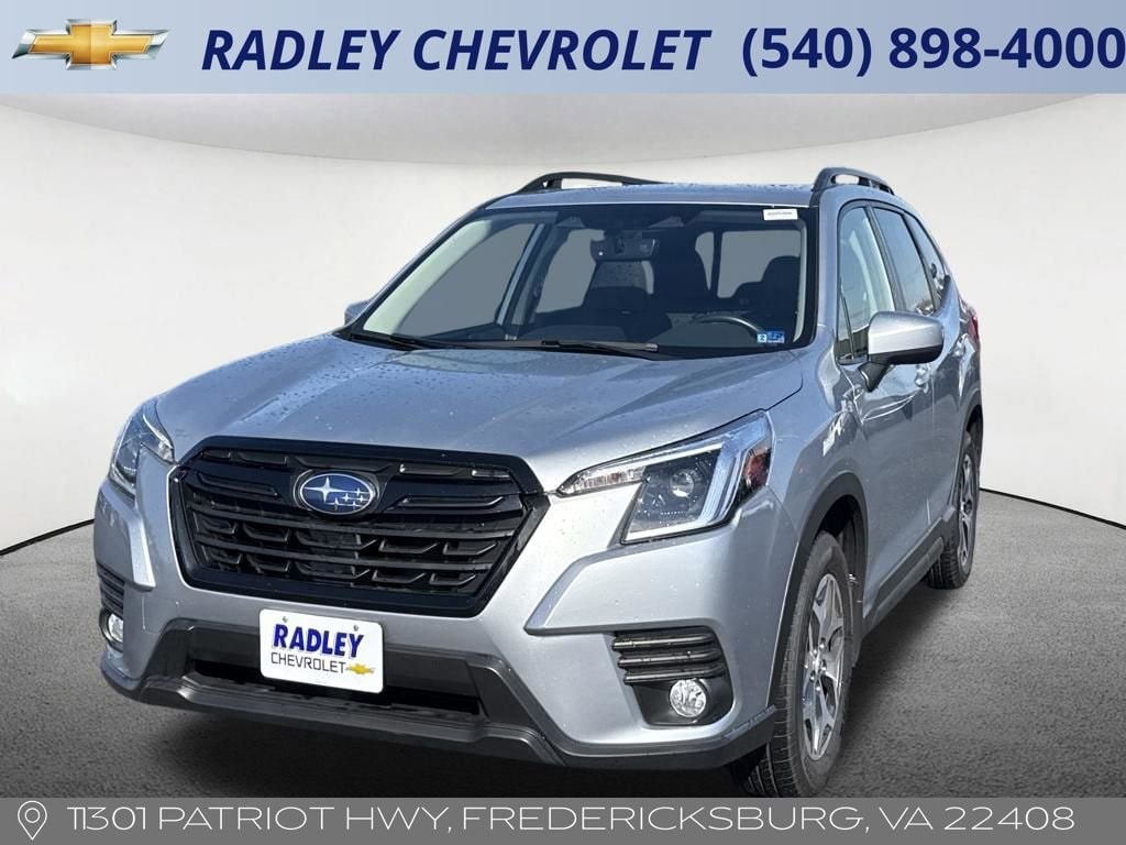 2023 Subaru Forester Premium