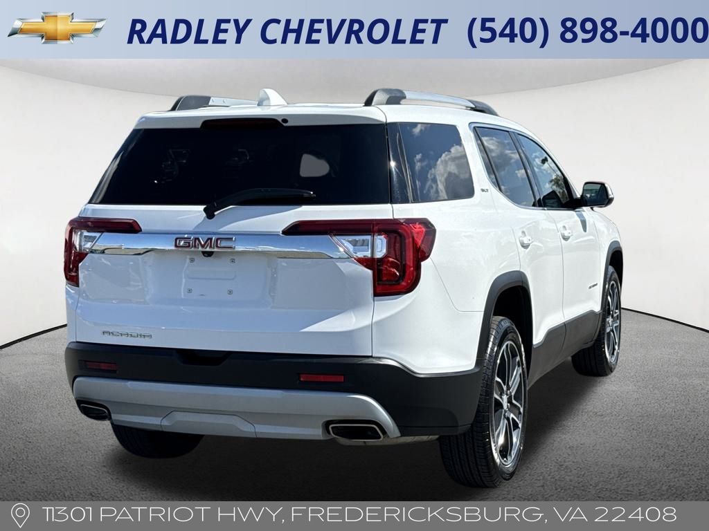 2023 GMC Acadia SLT