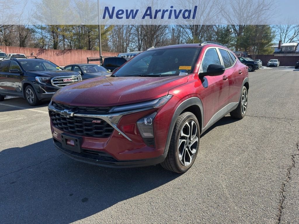 2025 Chevrolet Trax RS with 2RS FWD