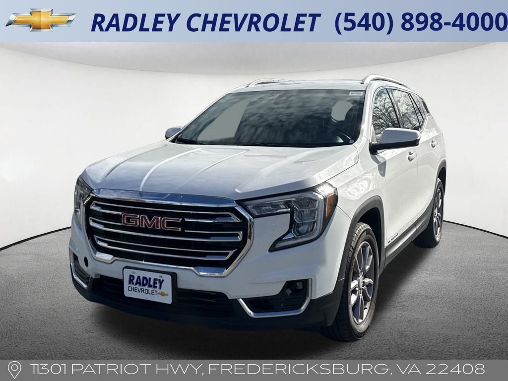 2024 GMC Terrain SLT's photo