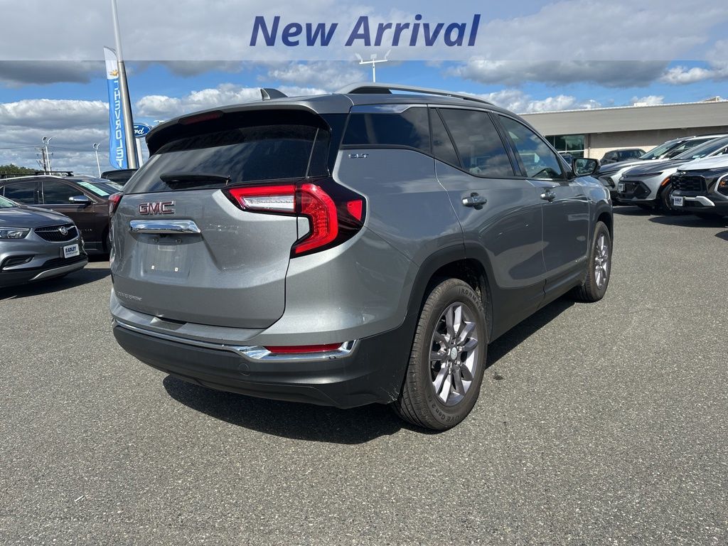 2023 Gmc Terrain SLT photo 3