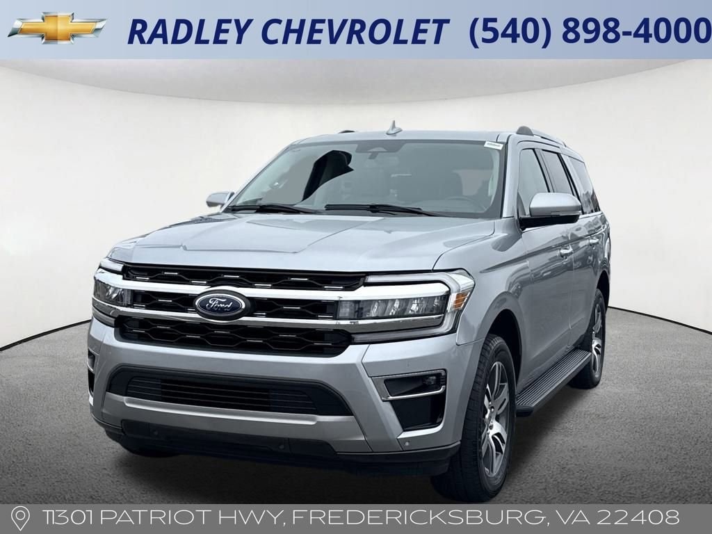 2024 Ford Expedition Limited's photo