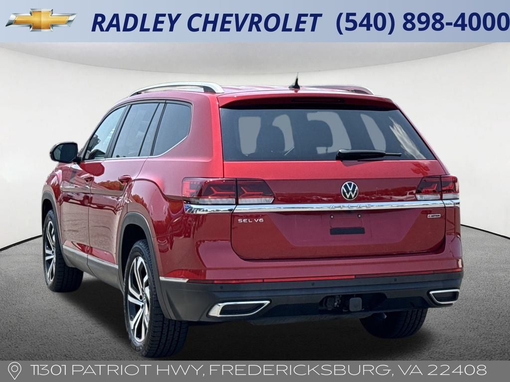 2022 Volkswagen Atlas SEL photo 2