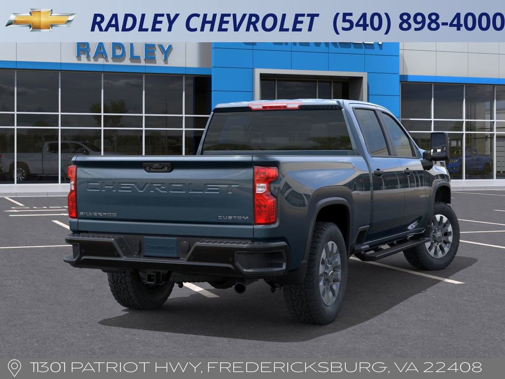 2026 Chevrolet Silverado 2500HD Custom photo 4