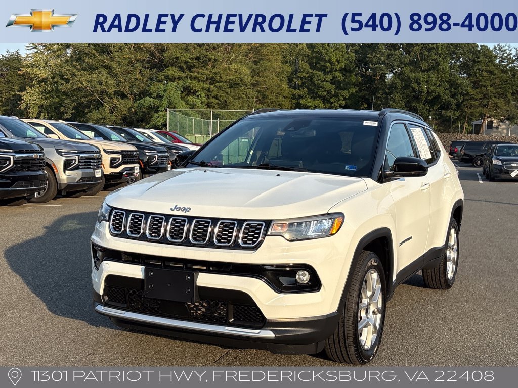 White 2025 Jeep Compass SUV / Crossover Four-Wheel Drive 8-Speed Automatic